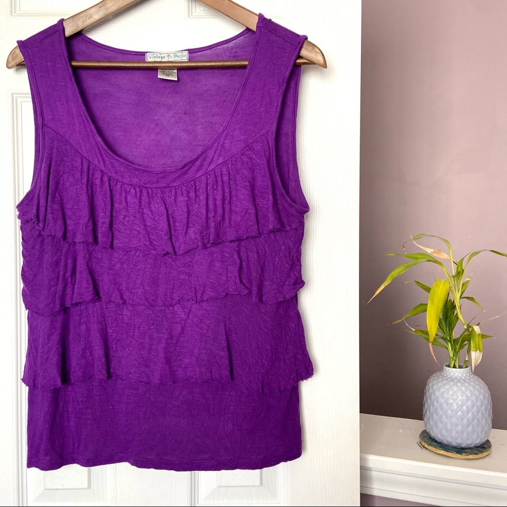 🌟3/$15🌟 Vintage Suzie tiered ruffle tank top